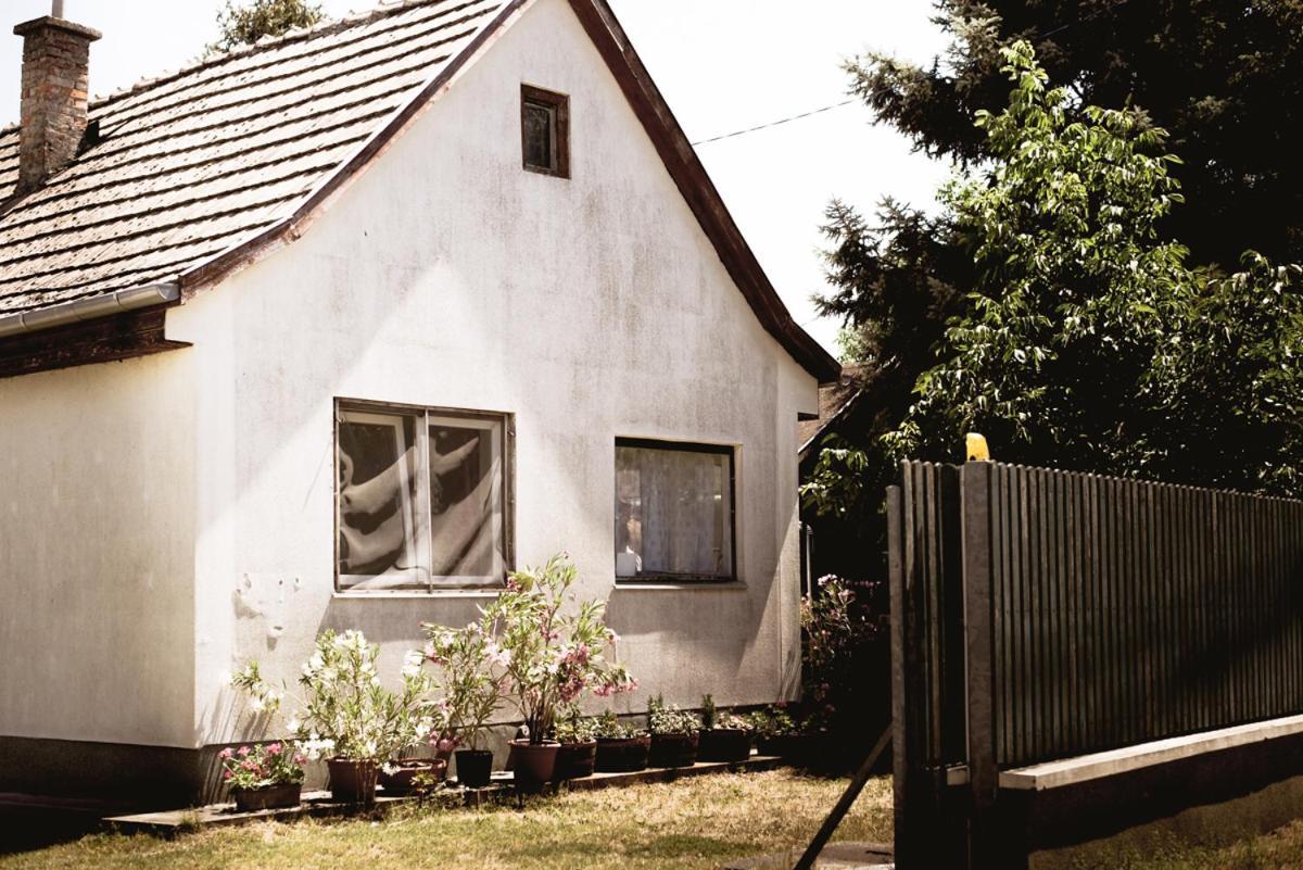 Holiday home Haziko A Duna-parton
